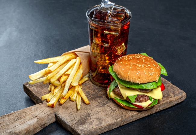 Fast Food Jobs Paying $20/Hour for Immigrants